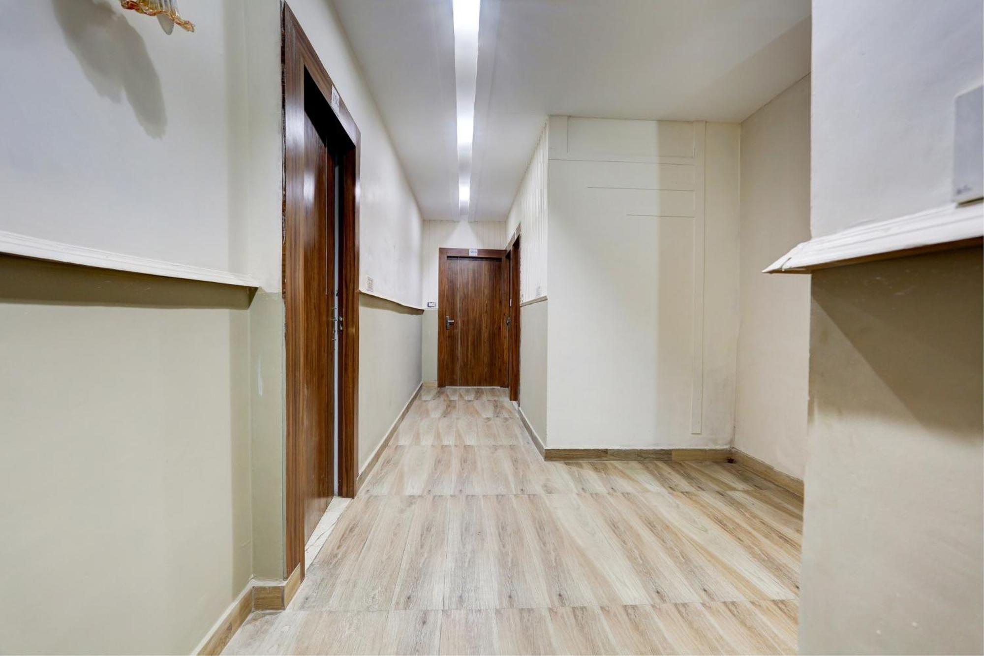 Hotel Collection O Jairaj Alwar Exterior foto